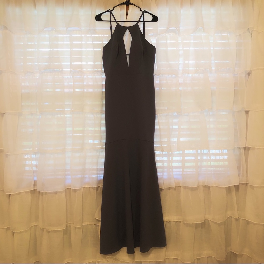 BCBG MAXAZRIA, NWT front cutout halter gown, SZ 10